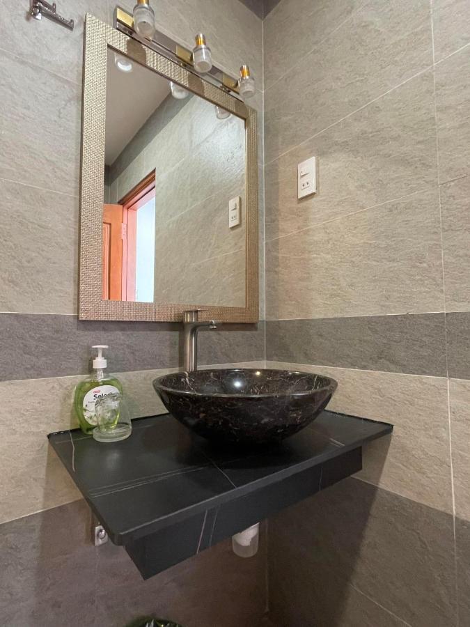Y Linh Hotel Quy Nhon Eksteriør bilde